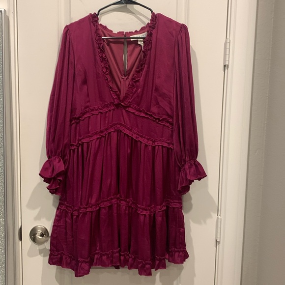 She + Sky Dresses & Skirts - #60 She & Sky, relaxed dress size L. Zipper in back and button closure.